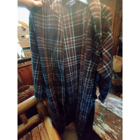 Plaid fruit of the loom bath robe - Picture 9 of 9